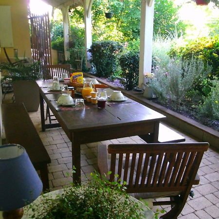 Le Bord De L'Eau Bed & Breakfast Sainte-Terre Dış mekan fotoğraf