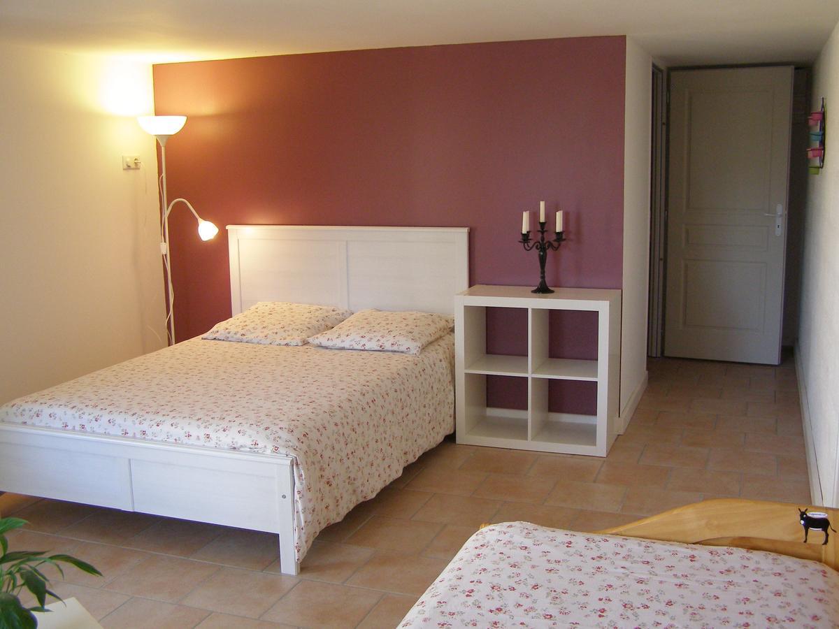 Le Bord De L'Eau Bed & Breakfast Sainte-Terre Dış mekan fotoğraf