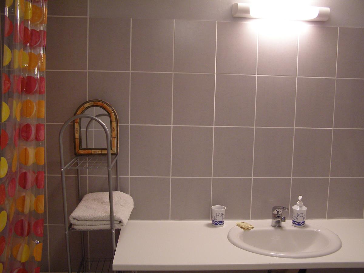 Le Bord De L'Eau Bed & Breakfast Sainte-Terre Dış mekan fotoğraf